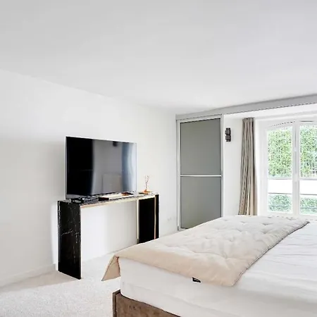 Sublime 6p Champs-elysées, Montaigne Appartamento