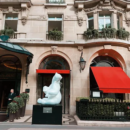 Sublime 6p Champs-elysées, Montaigne Parigi